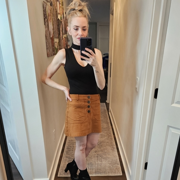 Zara TRF Collection Faux Suede Mini Skirt - SIZE M - Picture 2 of 16